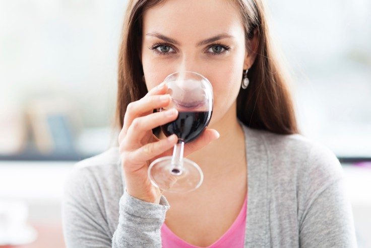 For A Healthy And Youthful Skin, Practice Moderate Drinking