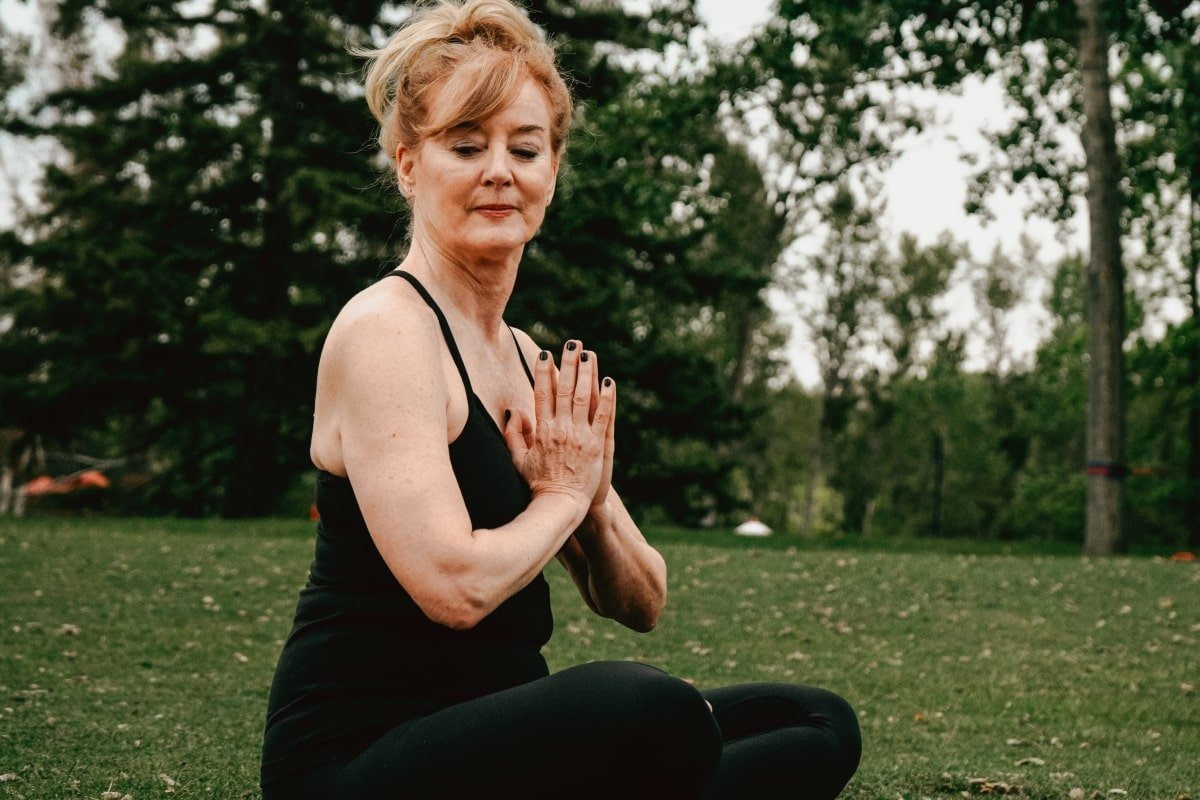 Yoga For The Elderly Why Seniors Should Be Doing Yoga Fitneass